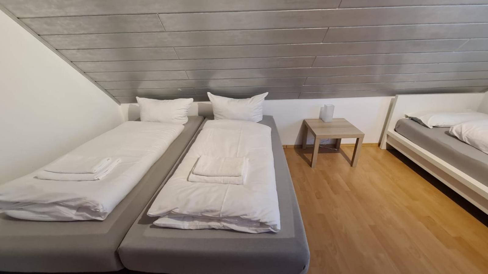 Schlafzimmer 1 Mit Top Aussicht Ueber Weilstetten Balingen Exterior foto