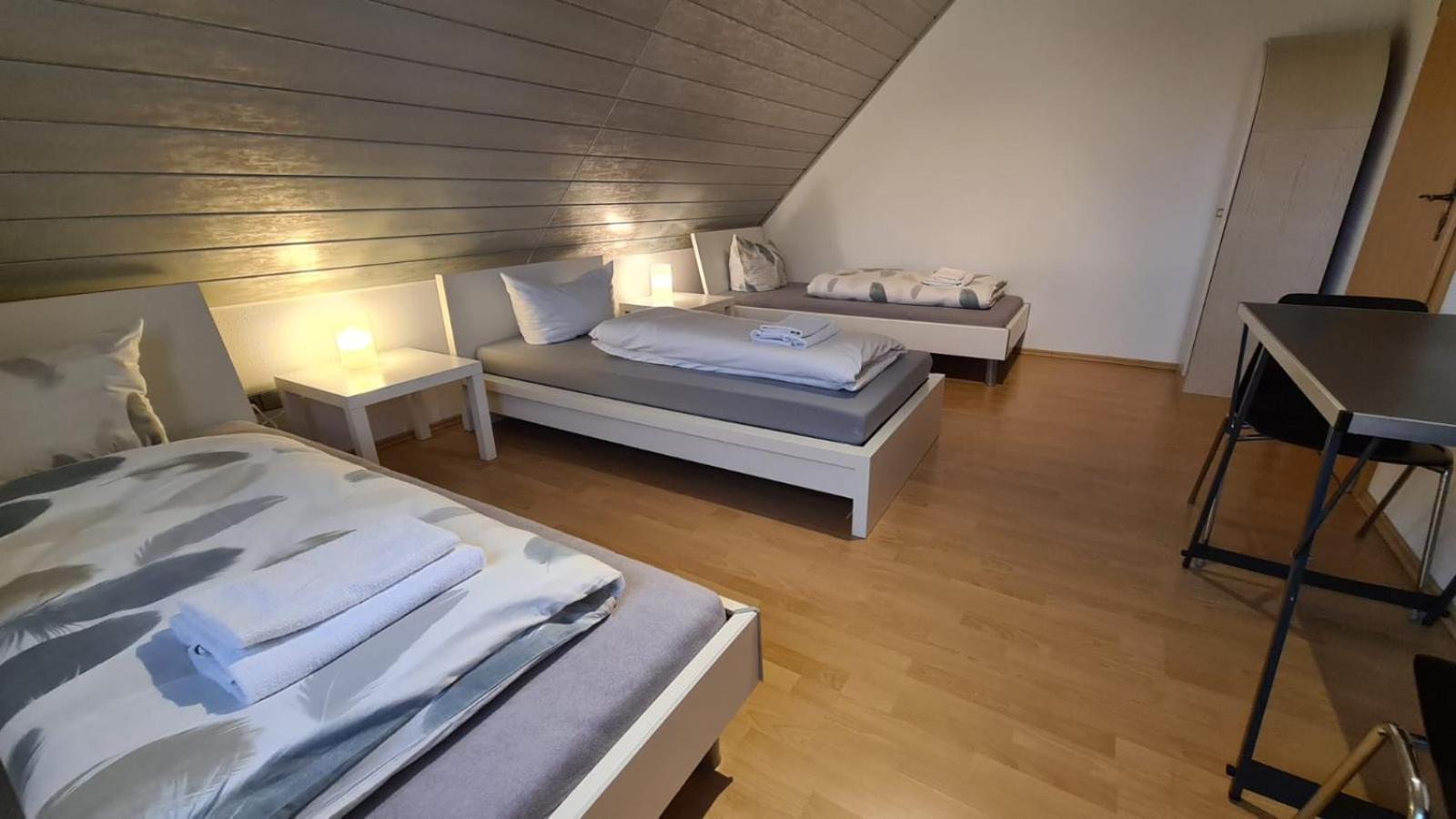 Schlafzimmer 1 Mit Top Aussicht Ueber Weilstetten Balingen Exterior foto